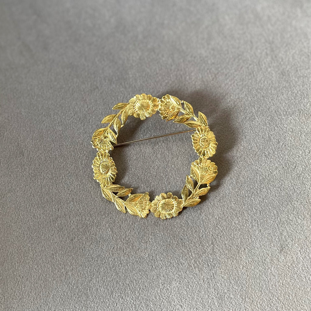 Flower ring brooch size M & L
