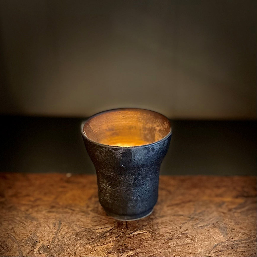 Massage Oil Candle ~ Doppoen ~ Black