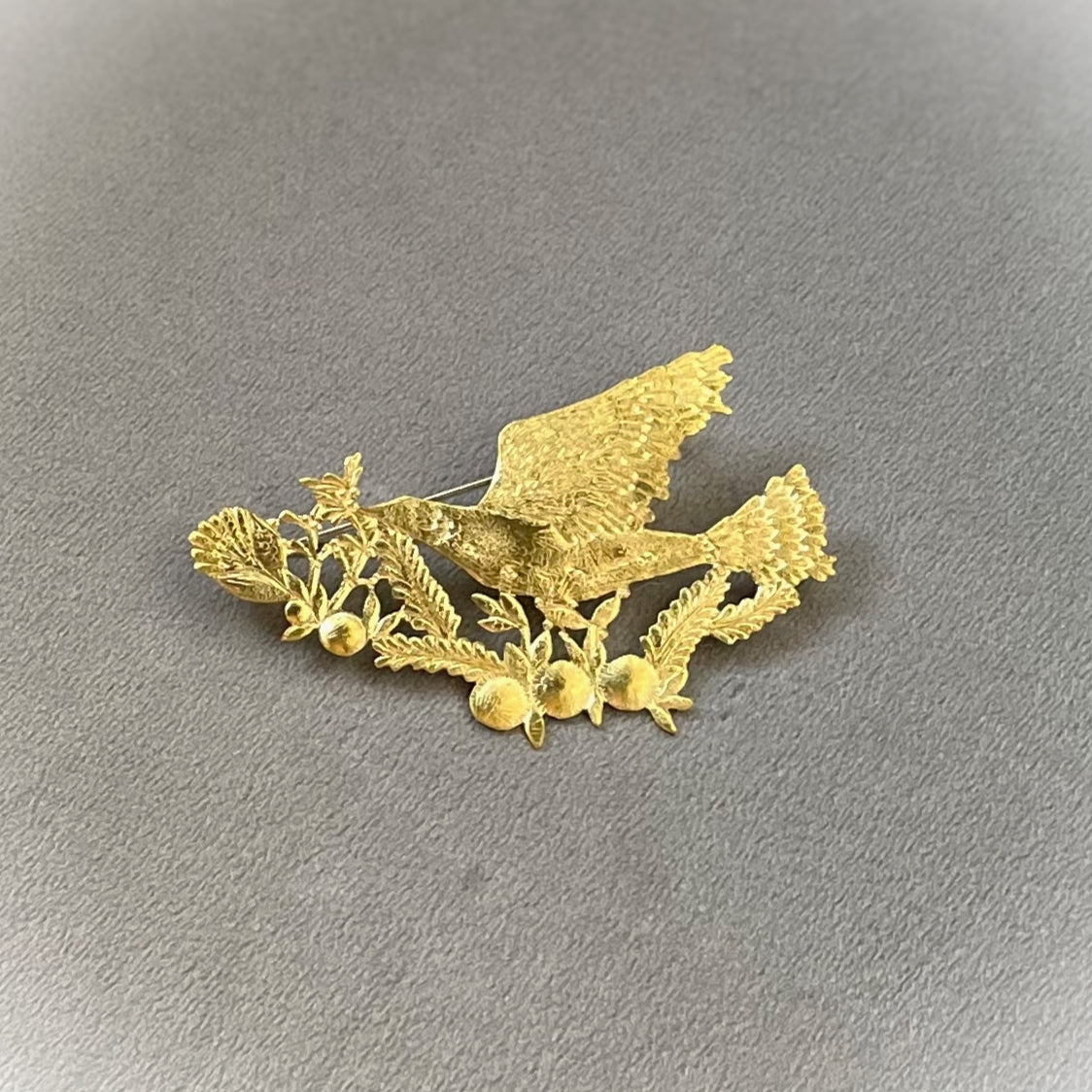 bird and flower brooch size L