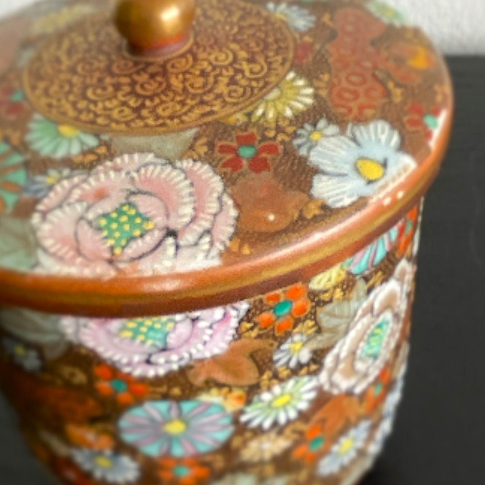 Kutani Vintage Candle