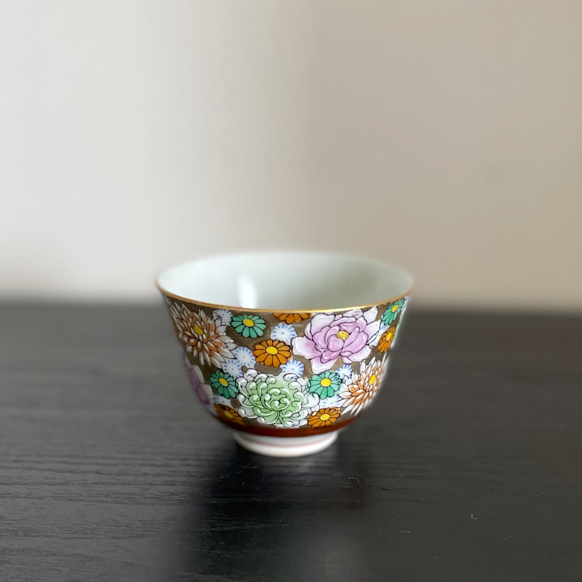 Kutani, floral design, gilt