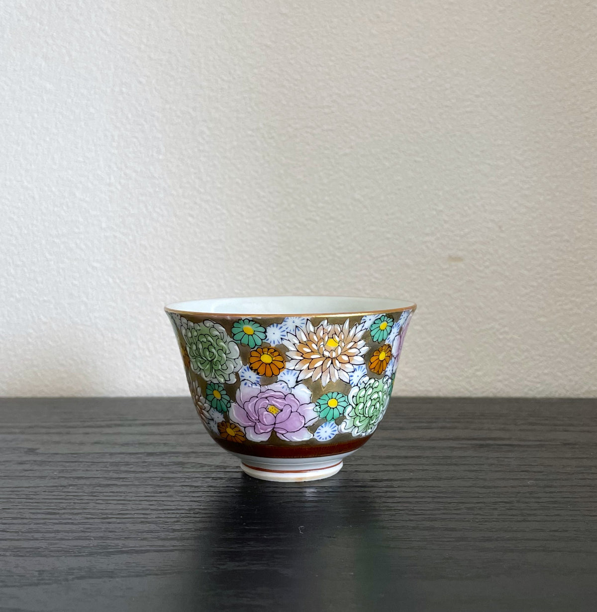 Kutani, floral design, gilt