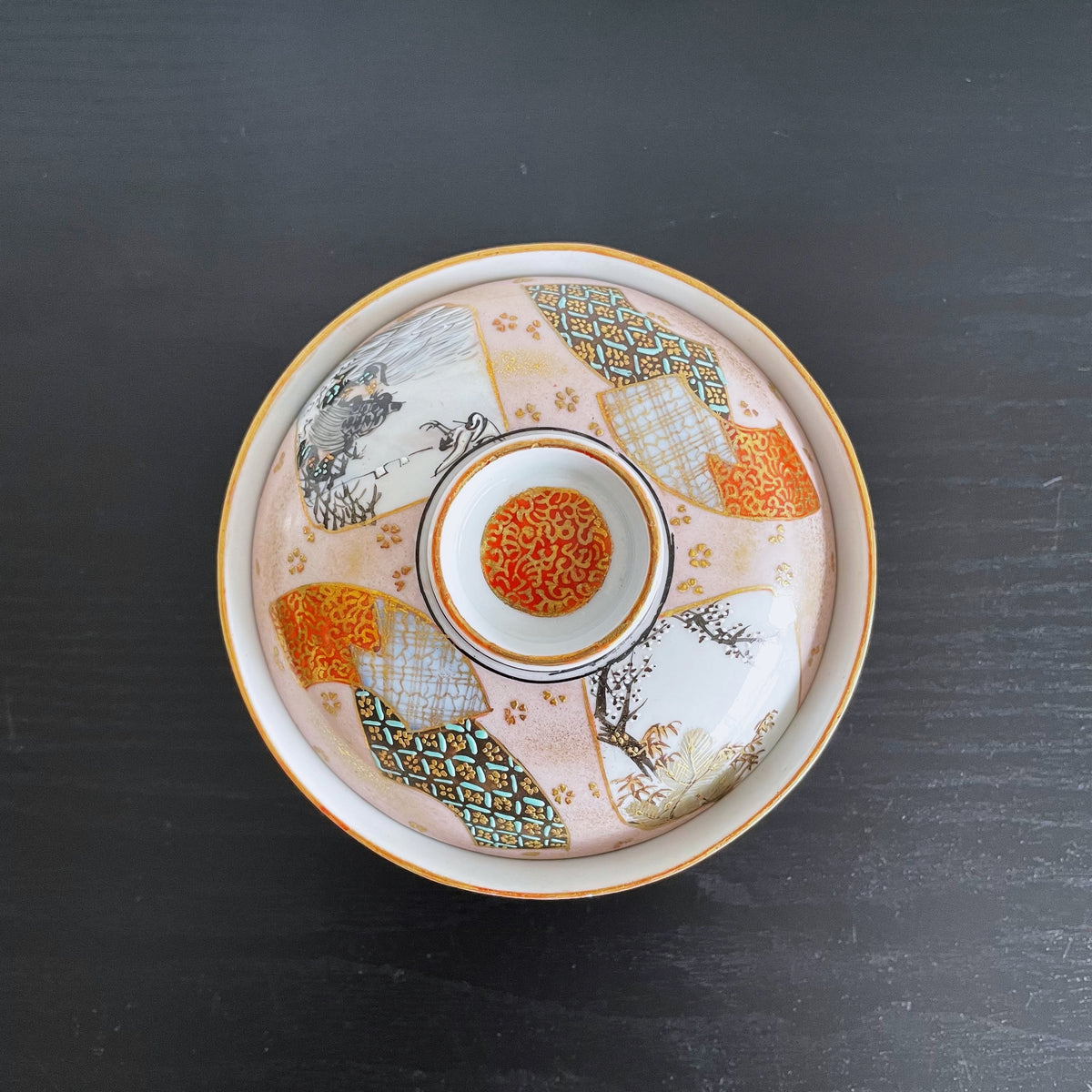 Peach lid bowl