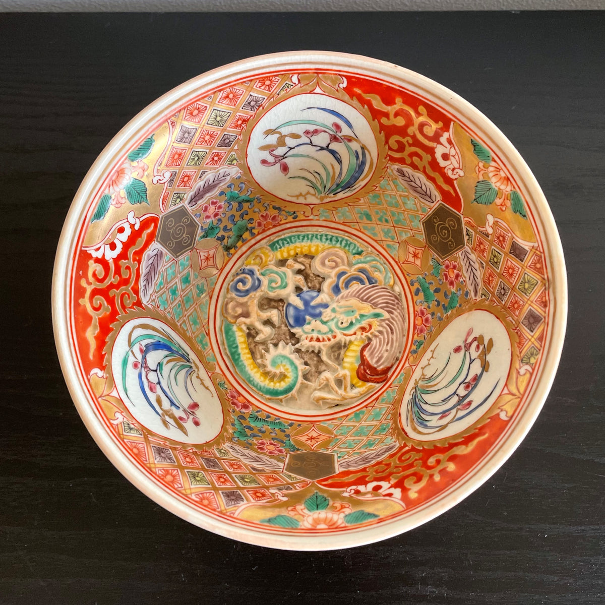 Dragon carved bowl with legs