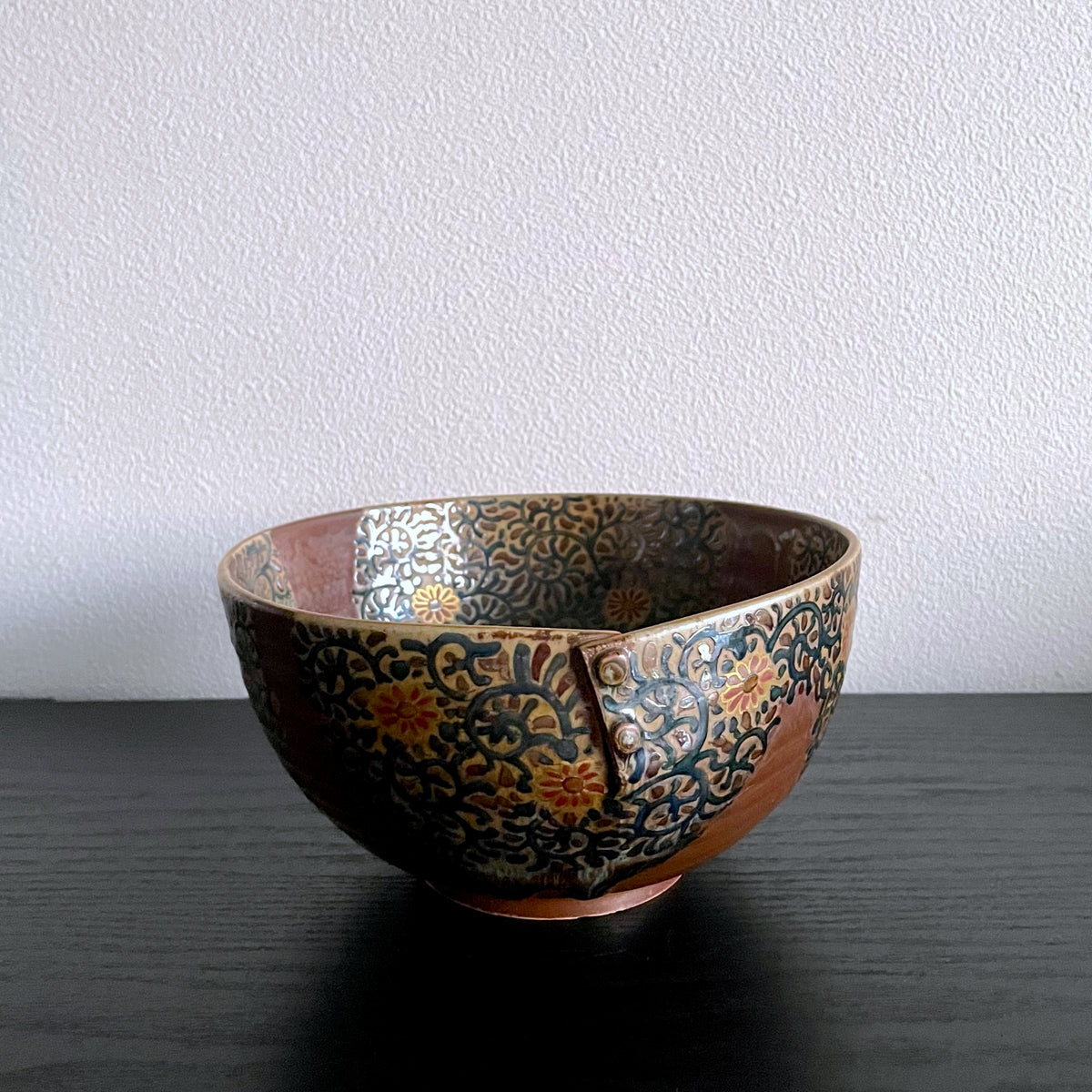 Kutani arabesque pattern confectionery bowl