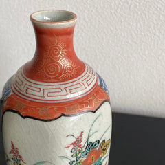 Kutani "Shoza" style sake bottle or flower vase