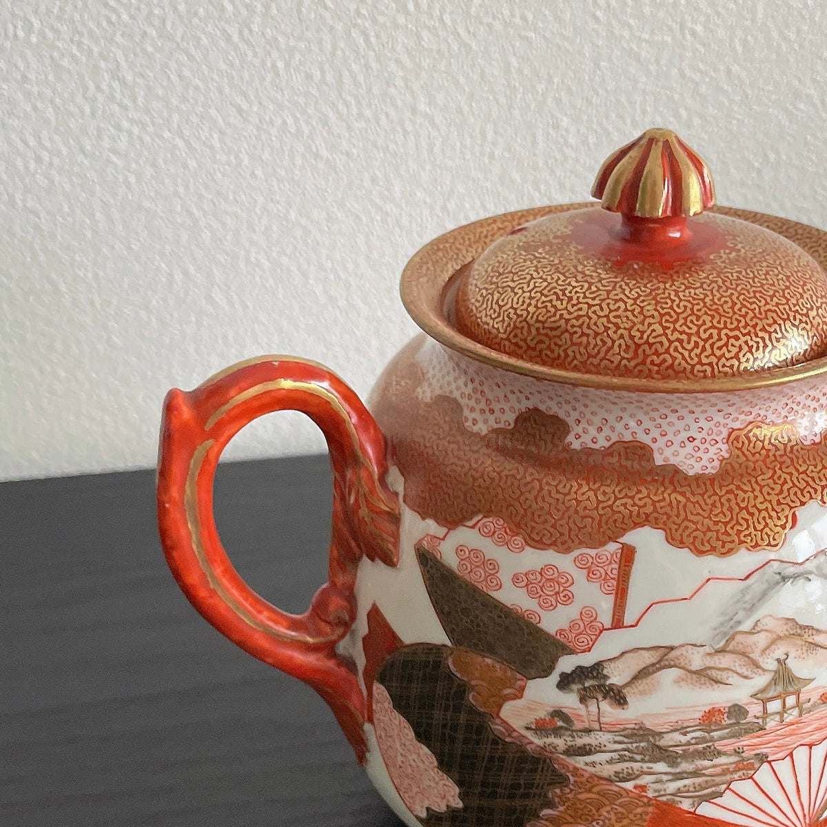 "Dainippon Kutani" fan sugar pot