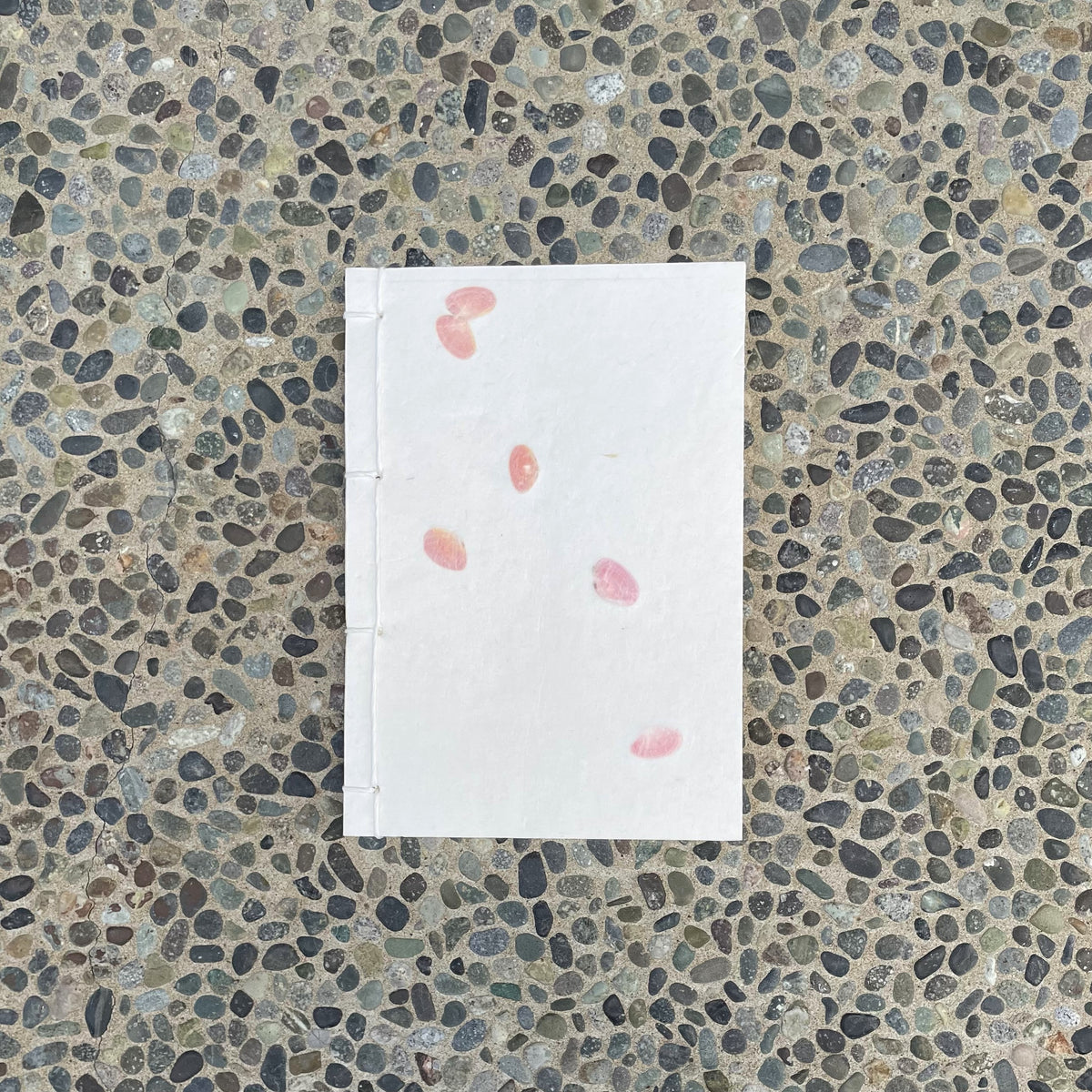 Japanese Binding Notebook - Sakuragai (cherry blossoms shells)
