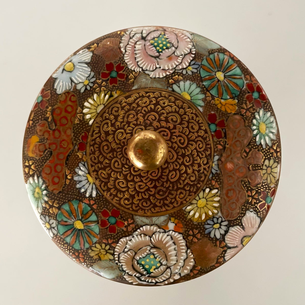 Kutani Vintage Candle