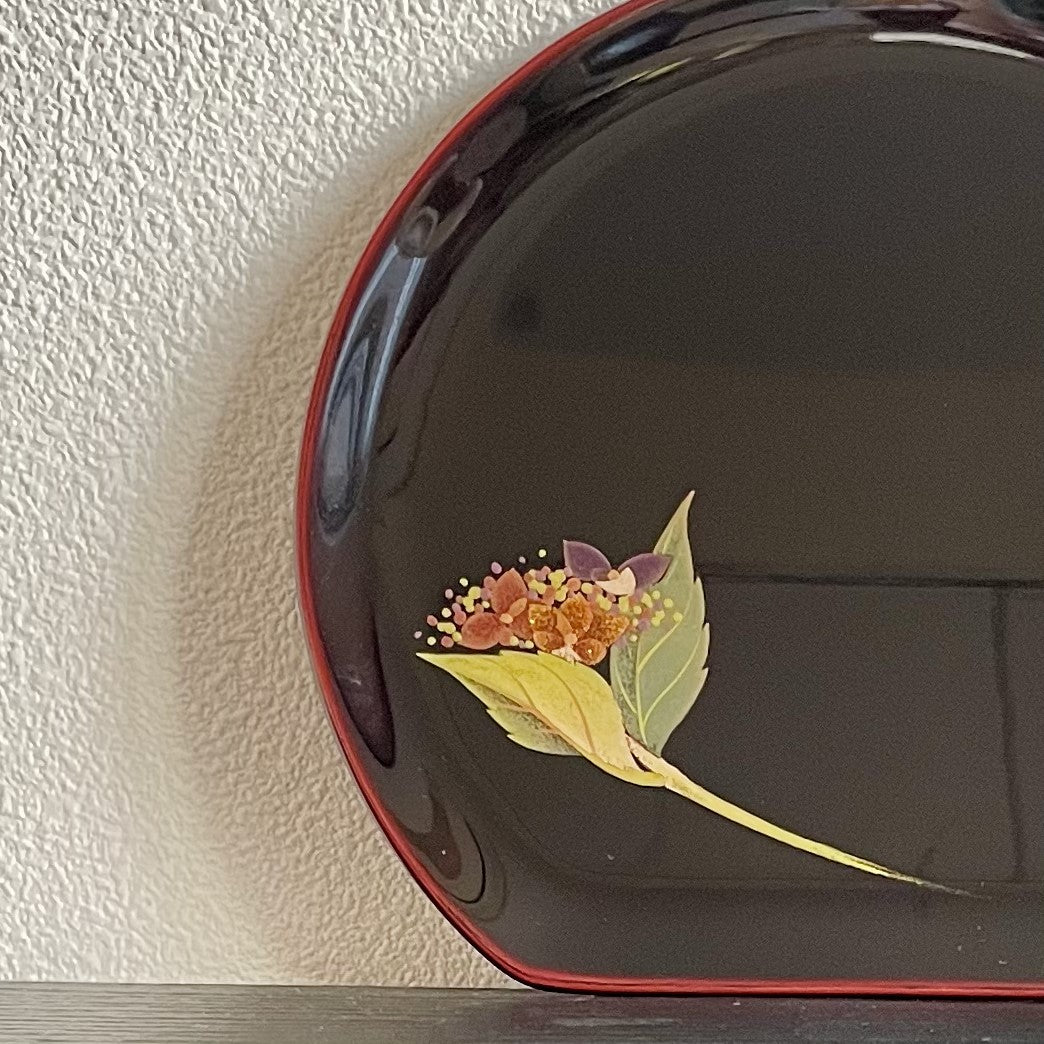 Lacquer wine glass